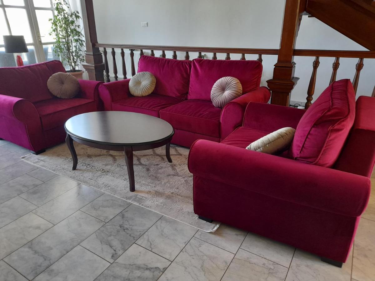 Rosenberg Kuria Bed & Breakfast Taplanszentkereszt ภายนอก รูปภาพ